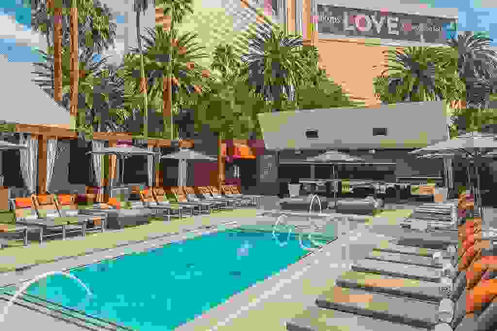 Bare Pool Lounge Beach Club
